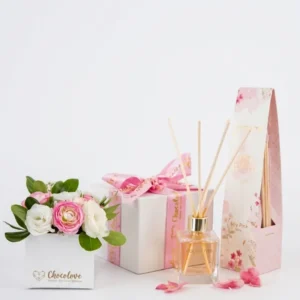 Diffuser and Fresh Flowers Gift Set
